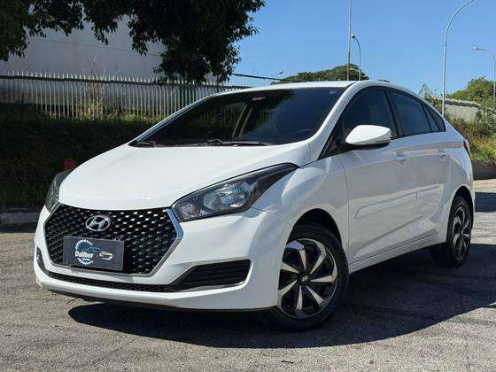 HYUNDAI HB20S 1.0 COMFORT PLUS 12V FLEX 4P MANUAL HYUNDAI HB20S 1.0 COMFORT PLUS 12V FLEX 4P MANUAL